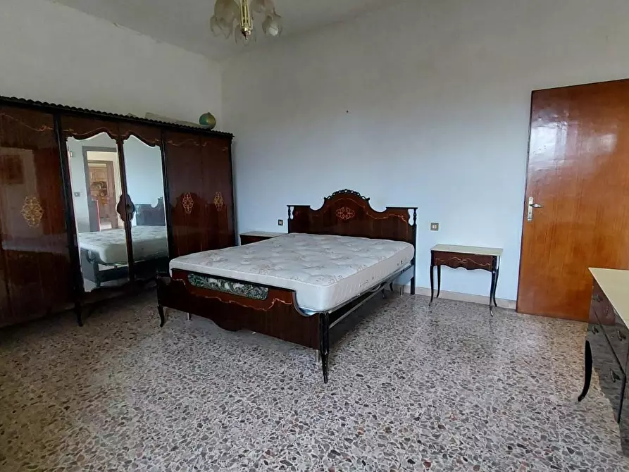 Immagine 15 di Porzione di casa in vendita  a Crespina Lorenzana