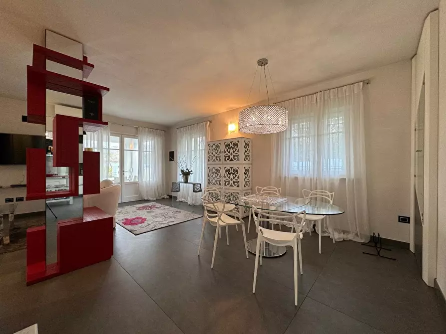 Immagine 4 di Villa in affitto  a Forte Dei Marmi