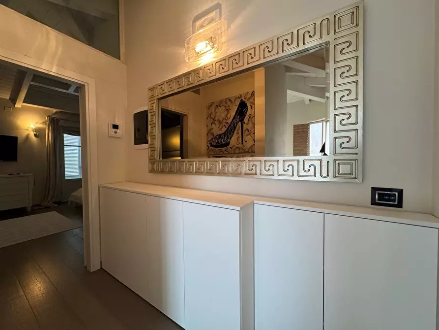 Immagine 9 di Villa in vendita  a Forte Dei Marmi