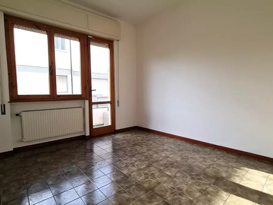 Immagine 9 di Appartamento in vendita  a Camaiore