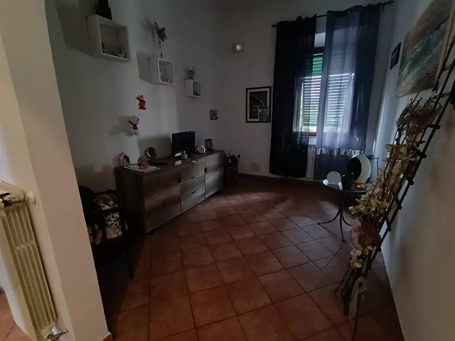 Immagine 10 di Appartamento in vendita  a Livorno