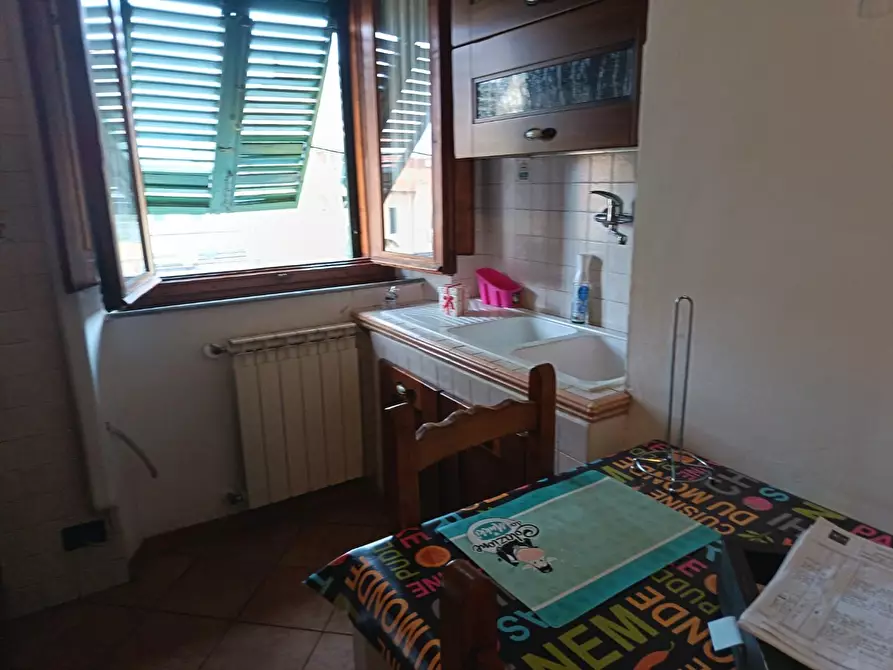 Immagine 5 di Appartamento in vendita  a Livorno