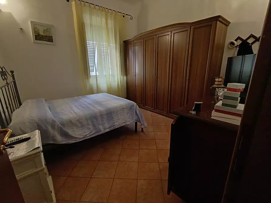 Immagine 11 di Appartamento in vendita  a Livorno