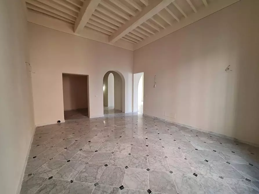 Immagine 2 di Appartamento in vendita  a Pisa