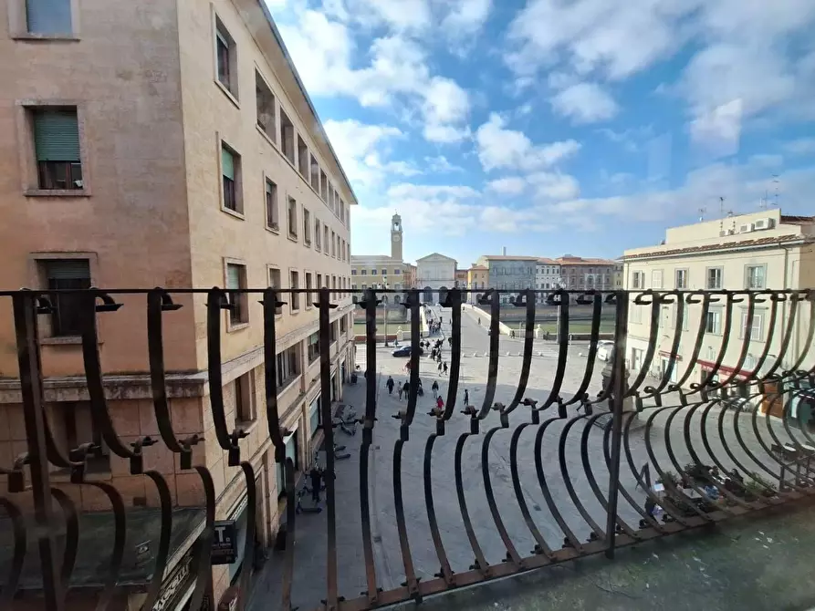 Immagine 16 di Appartamento in vendita  a Pisa