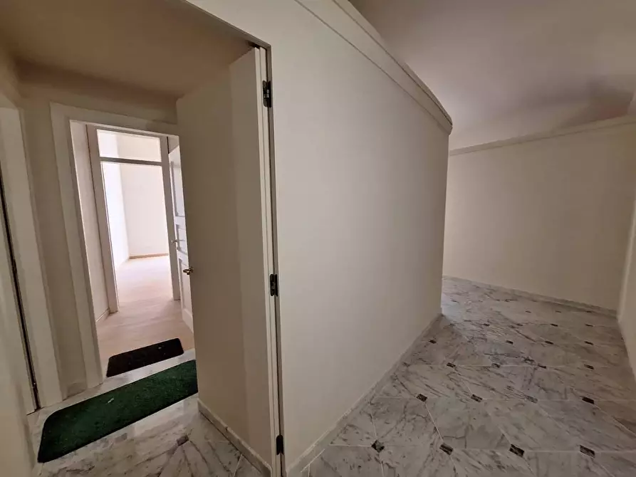 Immagine 14 di Appartamento in vendita  a Pisa