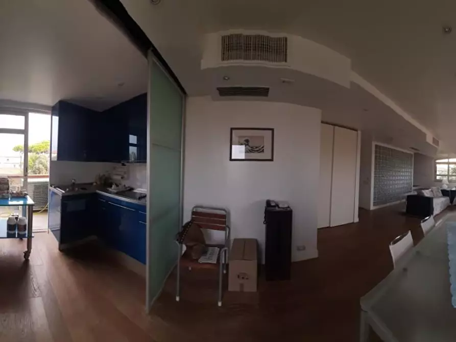 Immagine 6 di Mansarda in affitto  a Pietrasanta