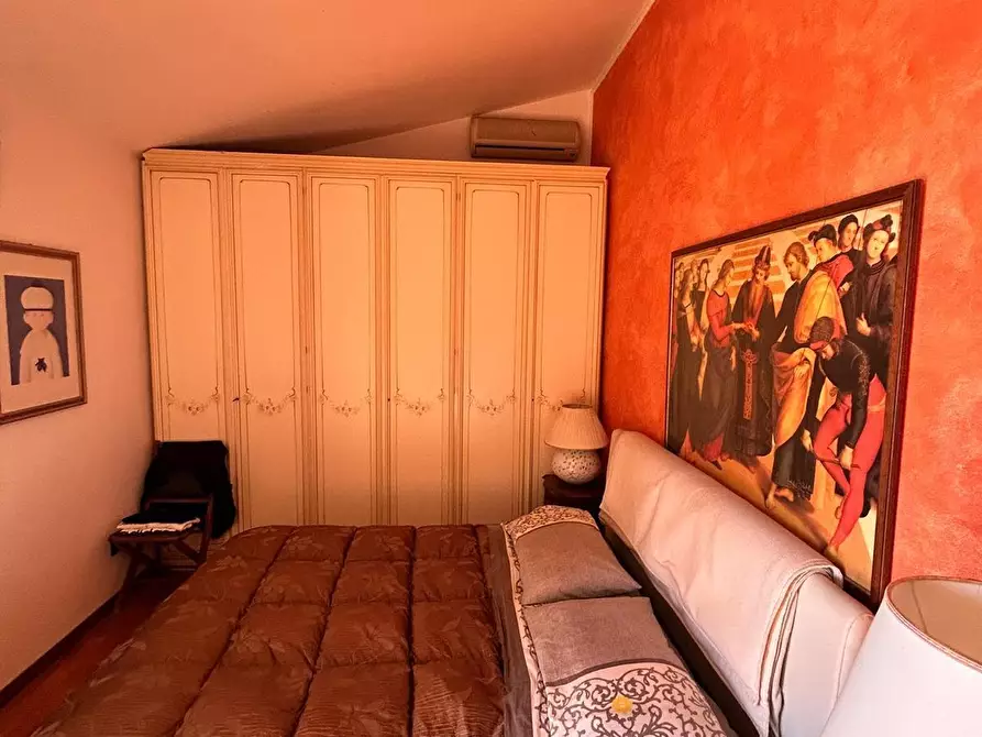 Immagine 31 di Casa bifamiliare in vendita  a Carrara