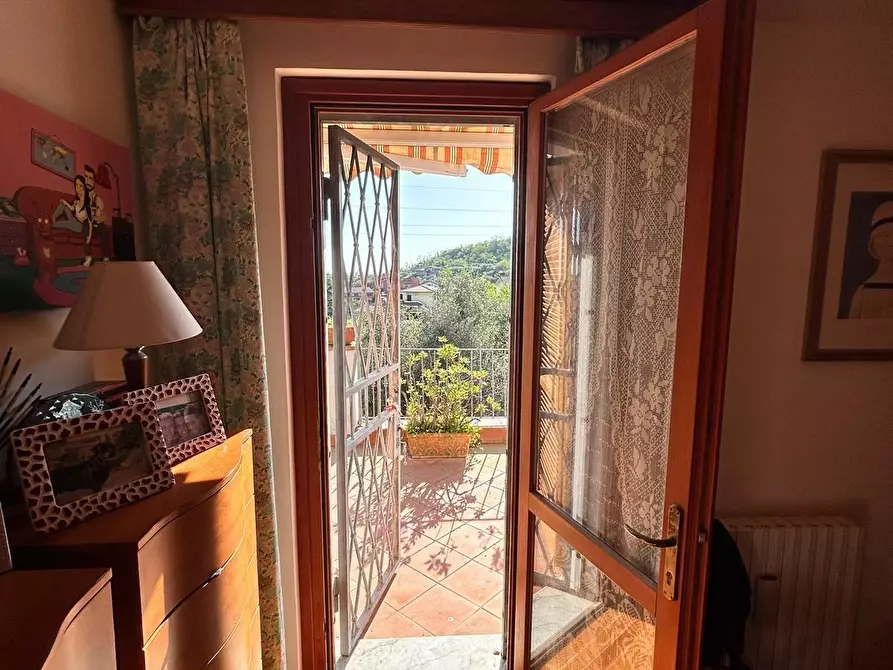 Immagine 30 di Casa bifamiliare in vendita  a Carrara