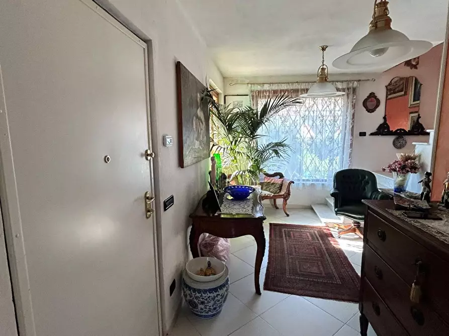 Immagine 2 di Casa bifamiliare in vendita  a Carrara