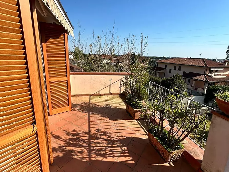 Immagine 29 di Casa bifamiliare in vendita  a Carrara