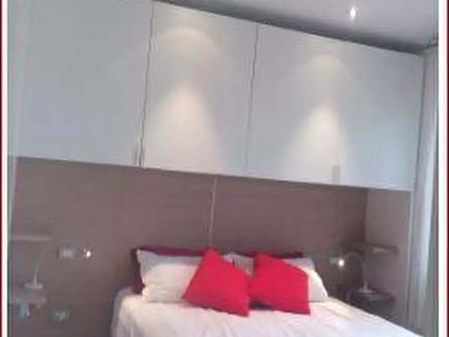 Immagine 24 di Casa bifamiliare in affitto  a Pietrasanta