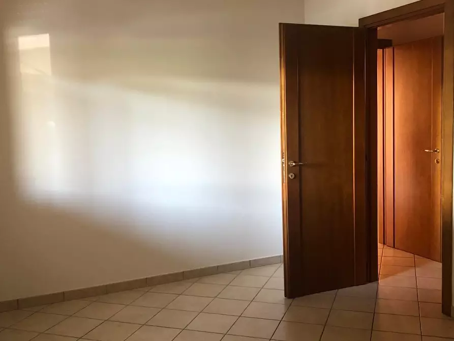 Immagine 9 di Appartamento in vendita  a Poggibonsi