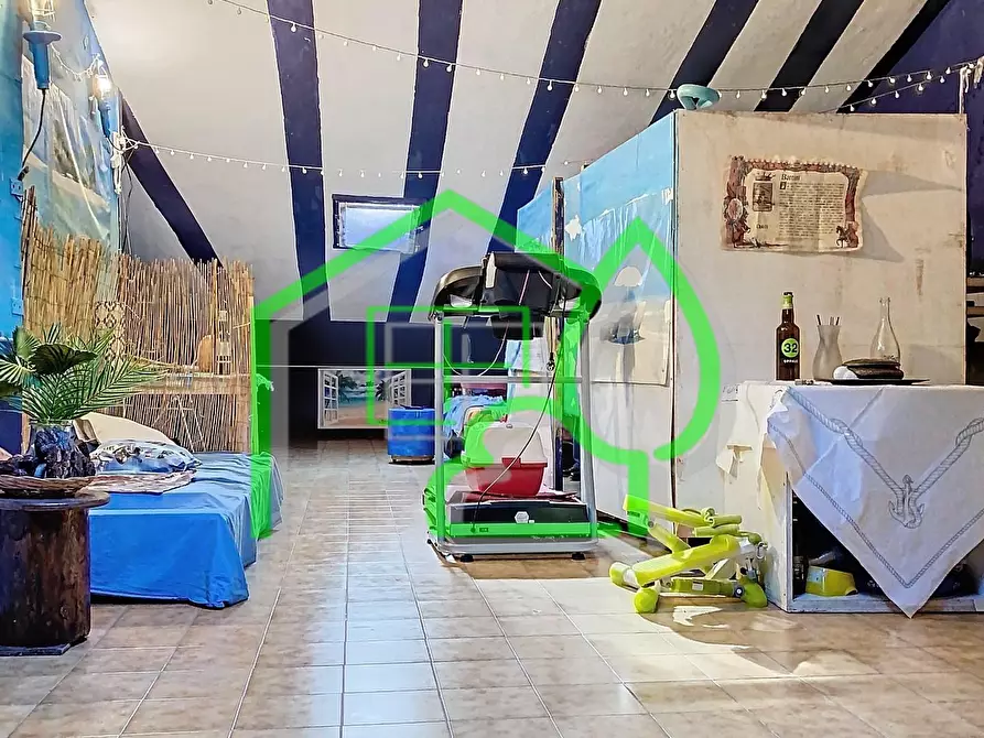 Immagine 22 di Appartamento in vendita  a Viareggio