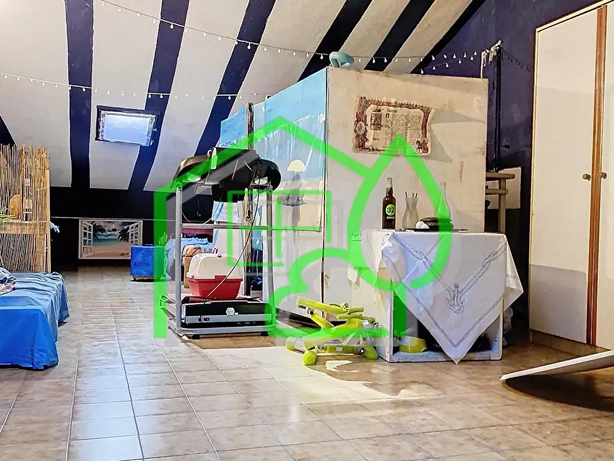 Immagine 23 di Appartamento in vendita  a Viareggio