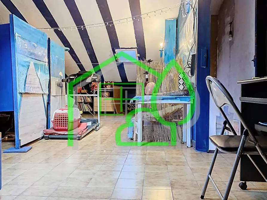 Immagine 24 di Appartamento in vendita  a Viareggio