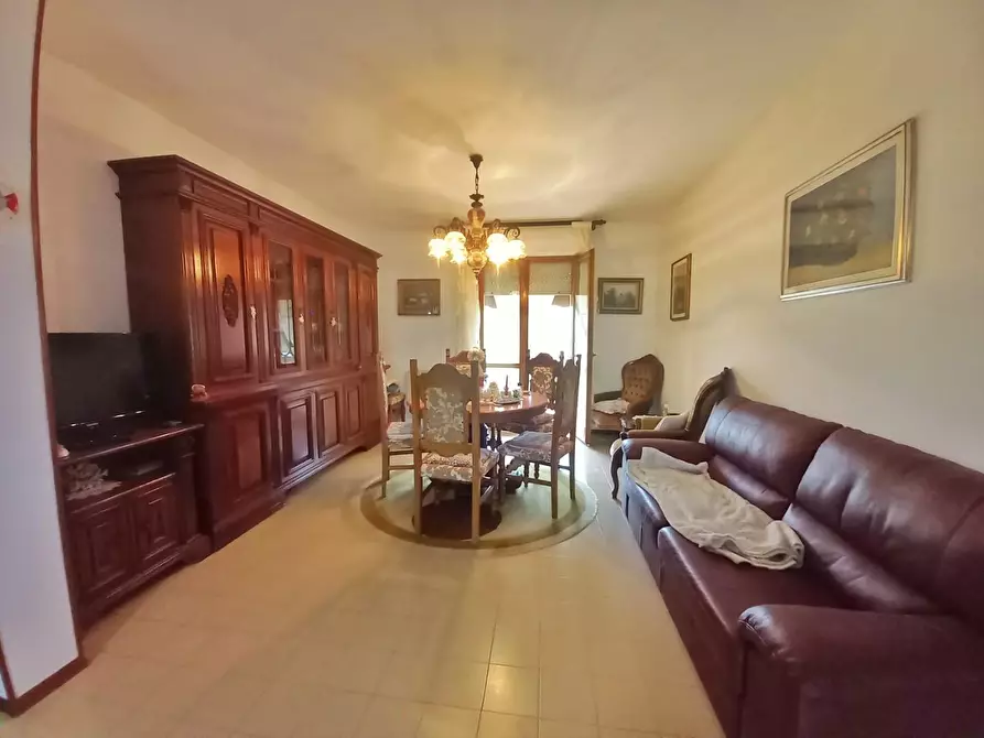 Immagine 2 di Appartamento in vendita  a Castelfiorentino