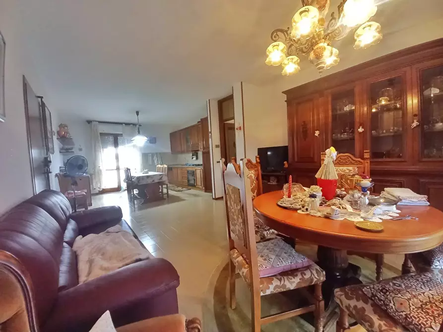 Immagine 12 di Appartamento in vendita  a Castelfiorentino