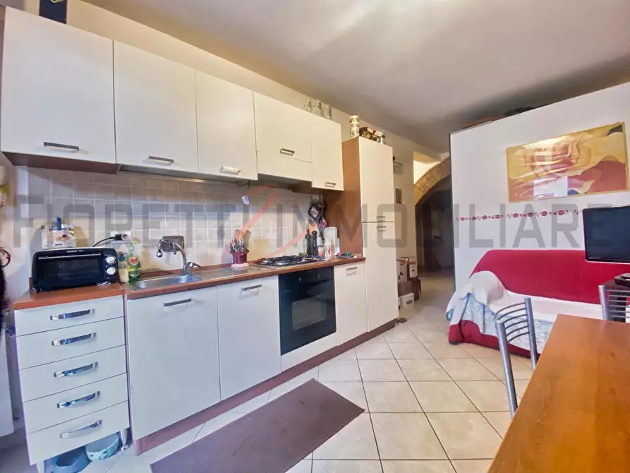 Immagine 2 di Appartamento in vendita  a Piombino