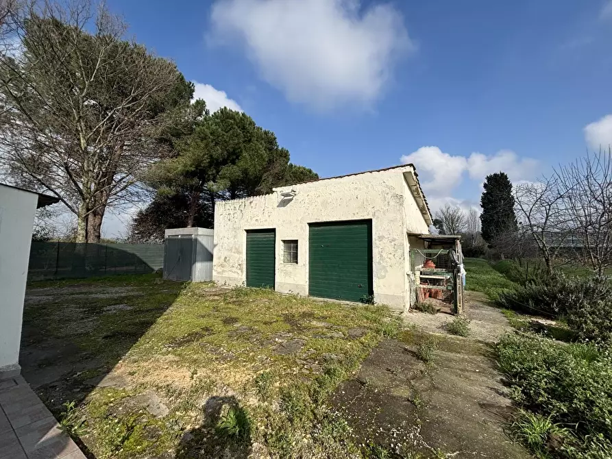 Immagine 24 di Villa in vendita  a Empoli