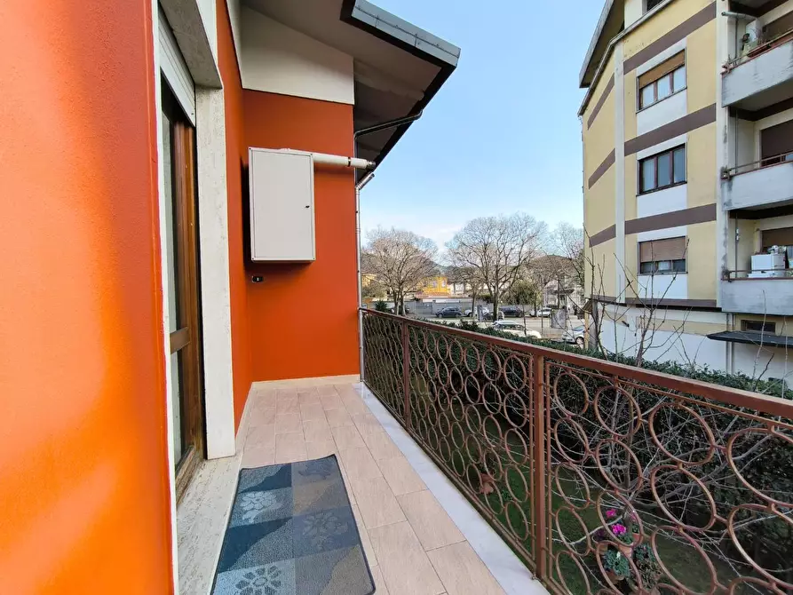 Immagine 26 di Appartamento in vendita  a Carrara