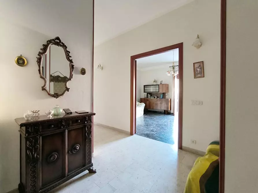 Immagine 12 di Appartamento in vendita  a Carrara