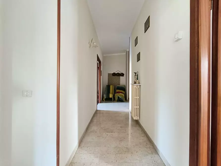 Immagine 16 di Appartamento in vendita  a Carrara