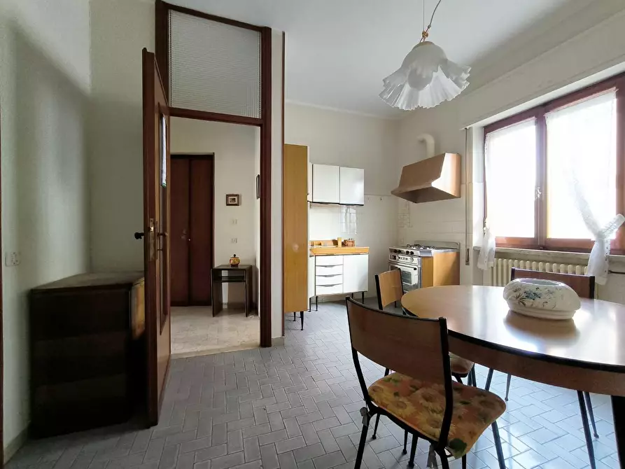 Immagine 8 di Appartamento in vendita  a Carrara