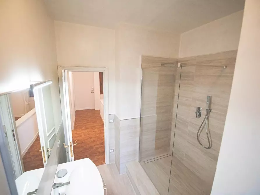 Immagine 16 di Villa in vendita  a Forte Dei Marmi