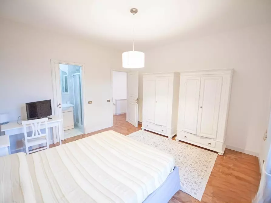 Immagine 15 di Villa in vendita  a Forte Dei Marmi