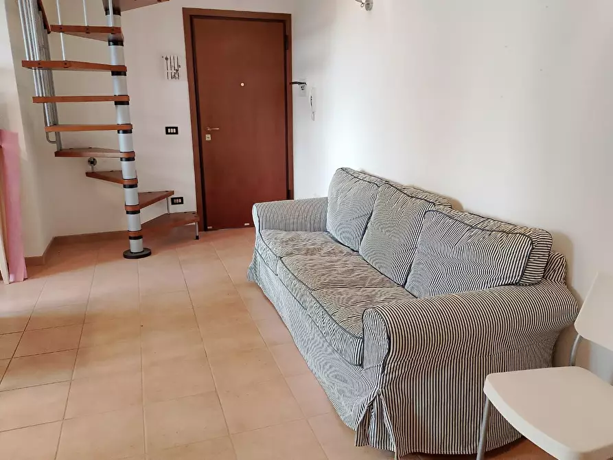 Immagine 10 di Appartamento in affitto  a Rosignano Marittimo