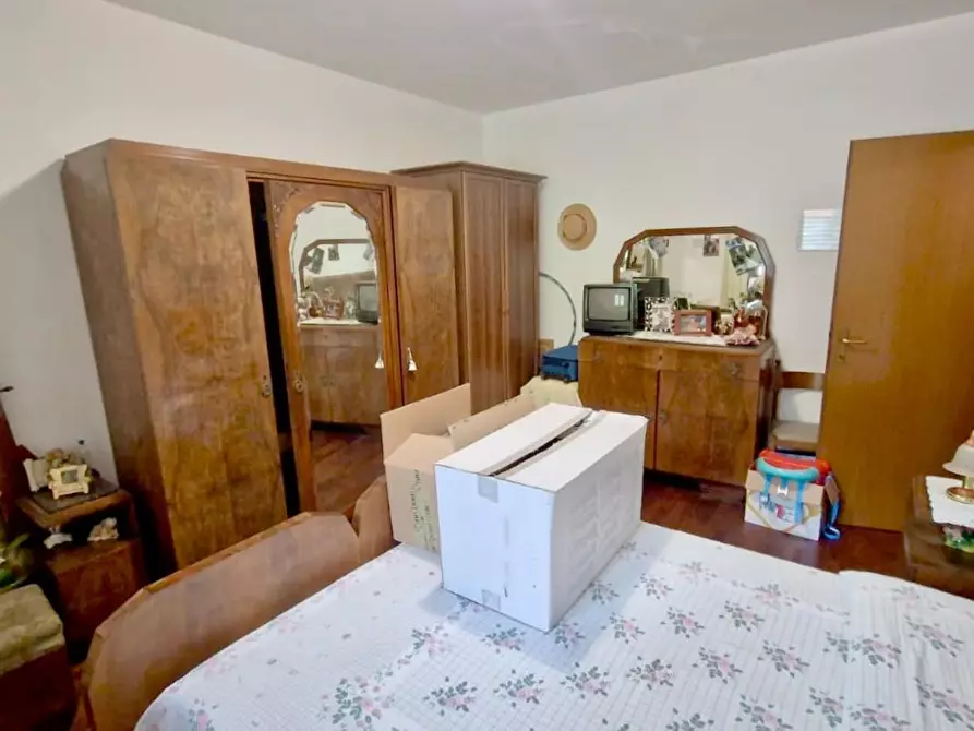 Immagine 18 di Villetta a schiera in vendita  a Calci