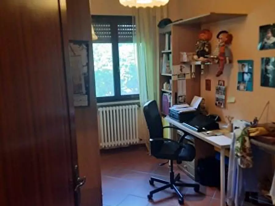 Immagine 12 di Villa in vendita  a Capannori