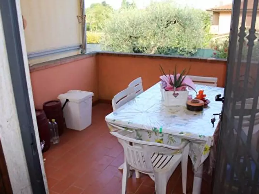 Immagine 9 di Villa in vendita  a Capannori