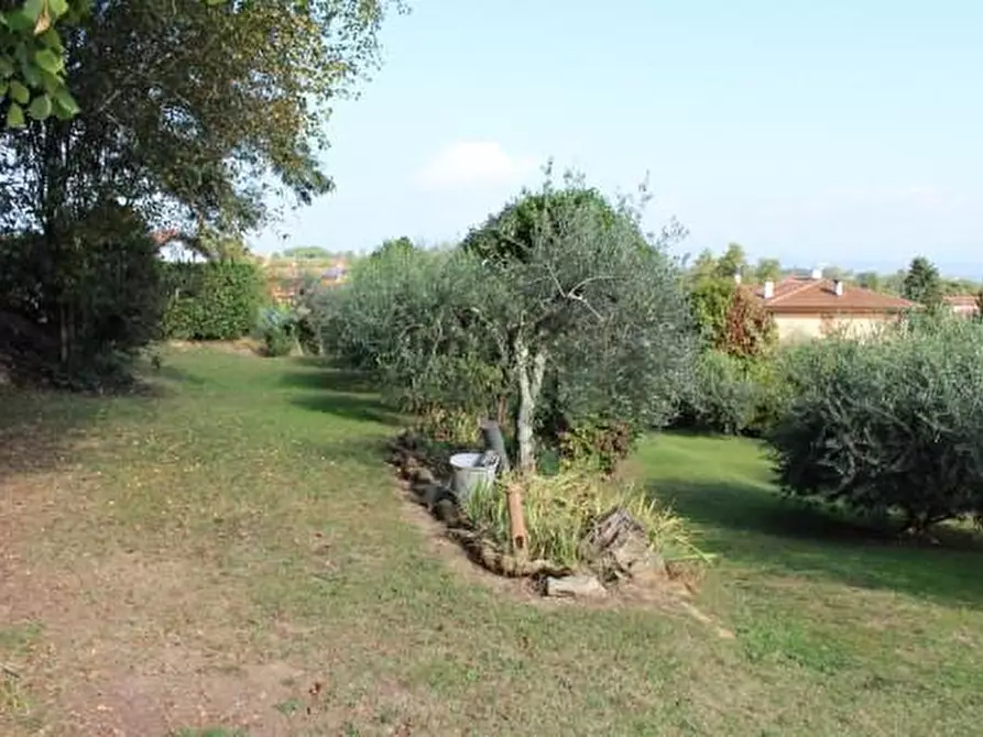 Immagine 20 di Villa in vendita  a Capannori