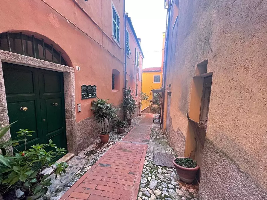 Immagine 2 di Terratetto in vendita  a Lerici