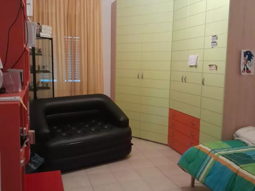 Immagine 3 di Appartamento in vendita  a Livorno