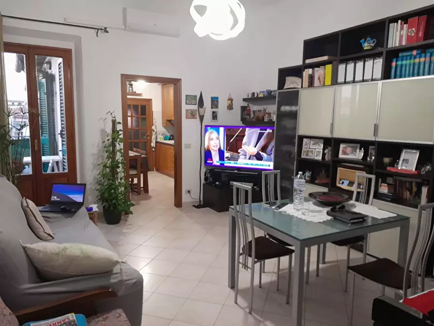 Immagine 2 di Appartamento in vendita  a Livorno