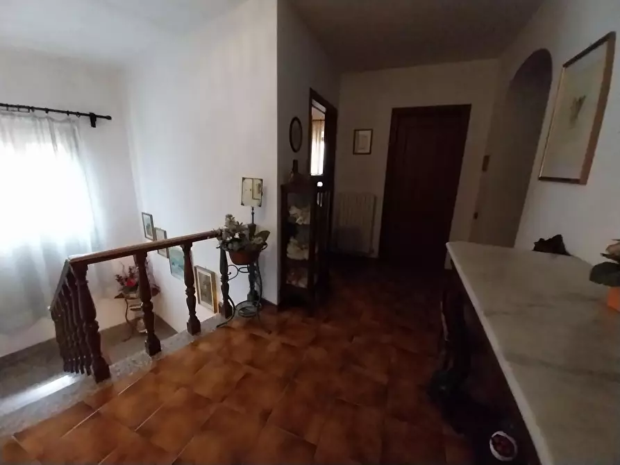 Immagine 21 di Villa in vendita  a Calci