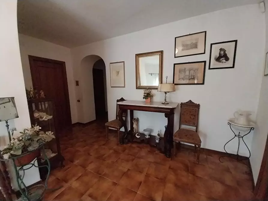 Immagine 18 di Villa in vendita  a Calci