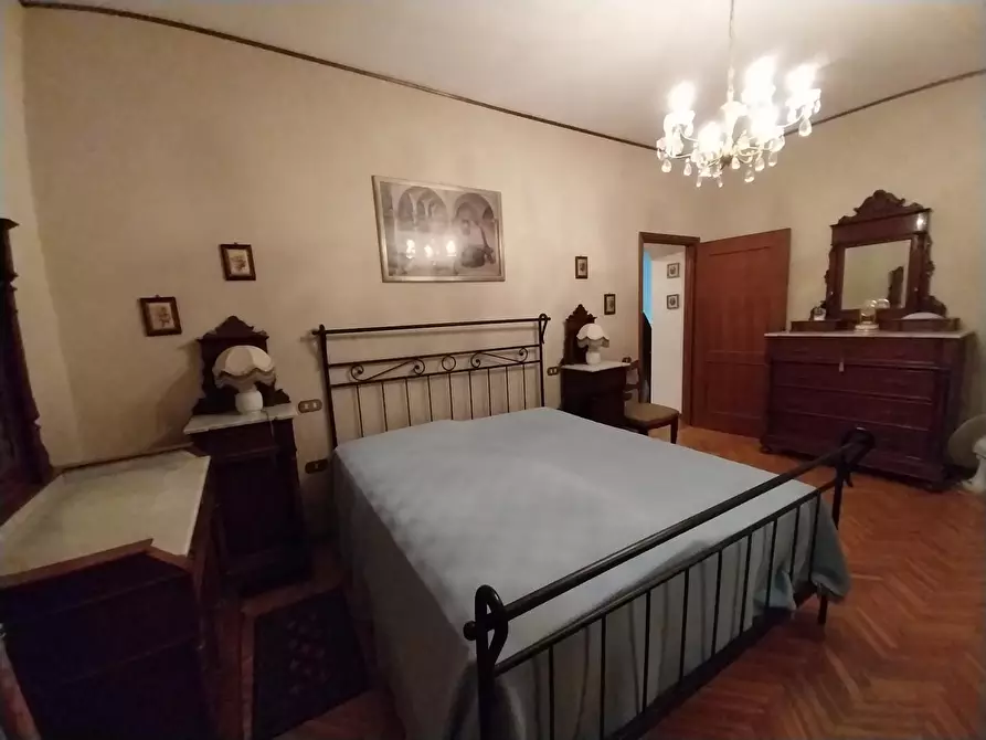 Immagine 33 di Villa in vendita  a Calci
