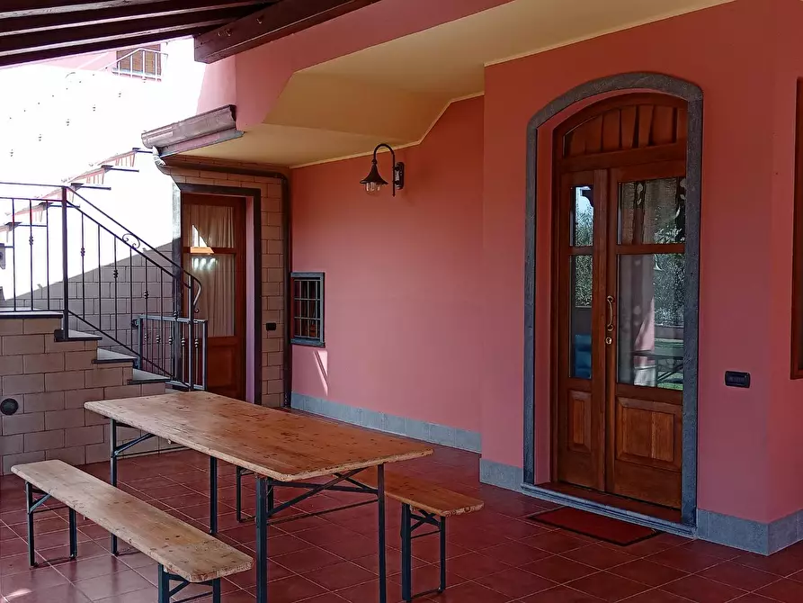 Immagine 3 di Villa in vendita  a Castelnuovo Magra