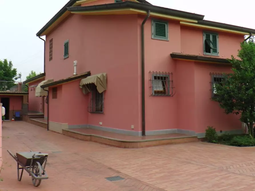 Immagine 29 di Villa in vendita  a Castelnuovo Magra