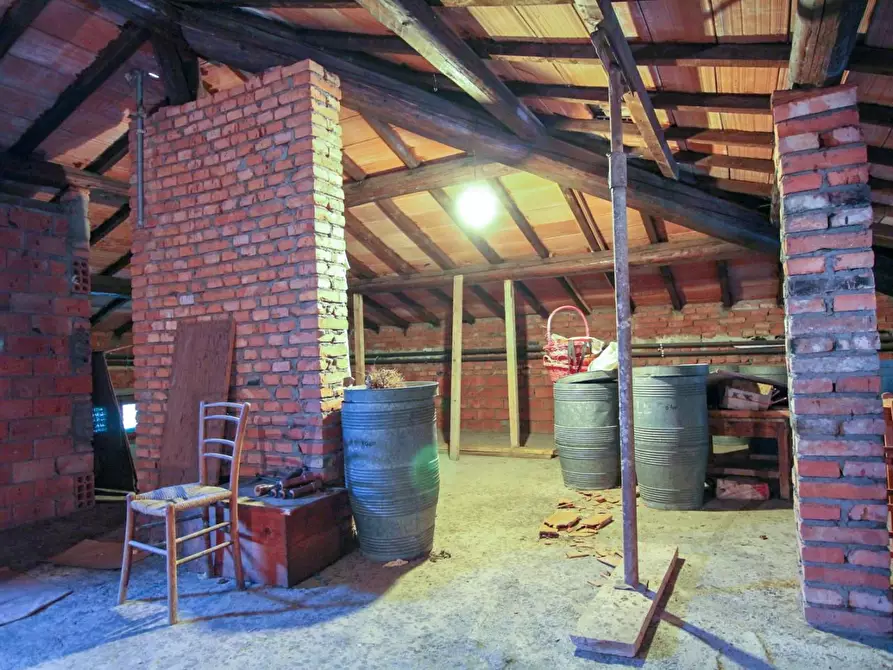 Immagine 22 di Villa in vendita  a Lamporecchio