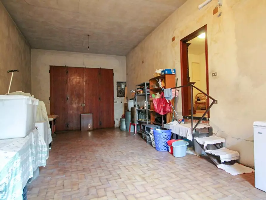 Immagine 25 di Villa in vendita  a Lamporecchio