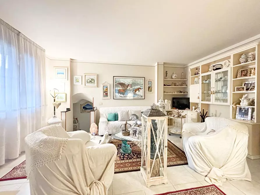 Immagine 17 di Appartamento in vendita  a Empoli