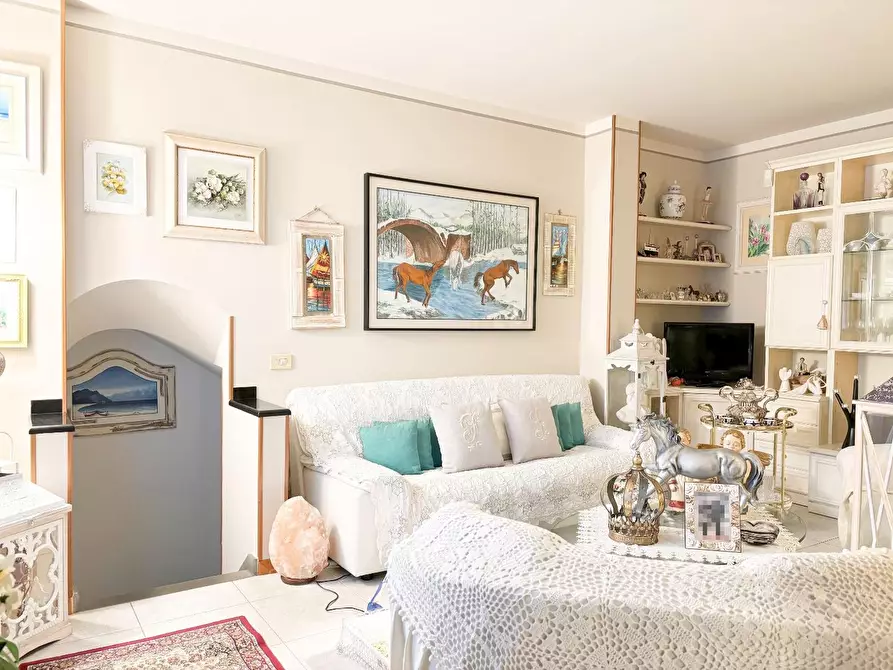 Immagine 8 di Appartamento in vendita  a Empoli