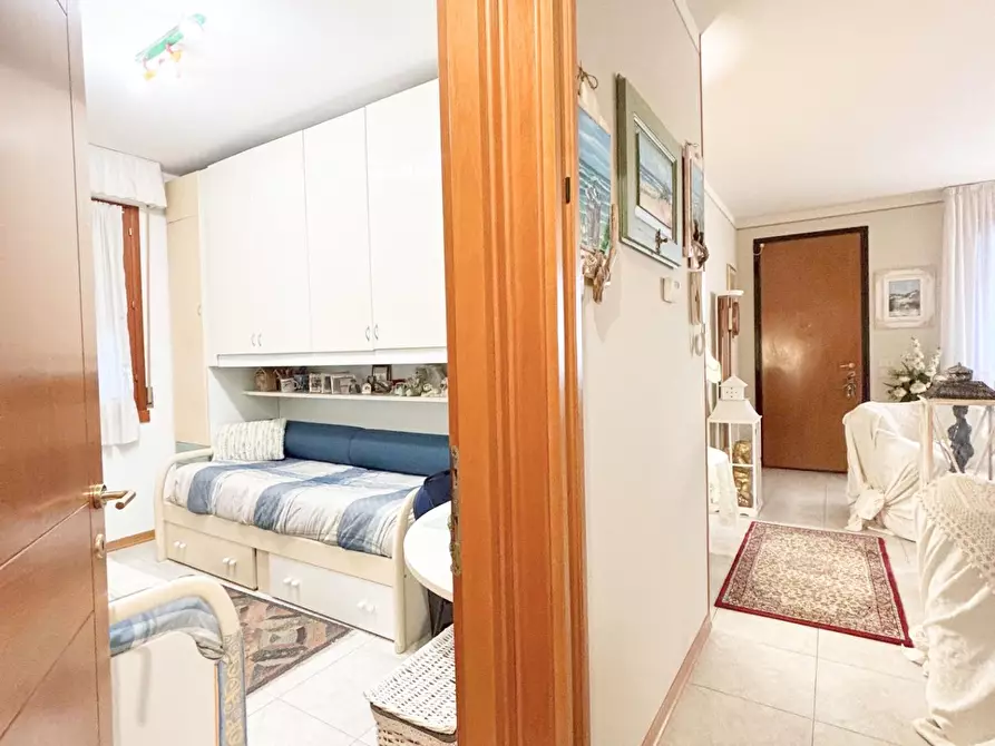 Immagine 12 di Appartamento in vendita  a Empoli