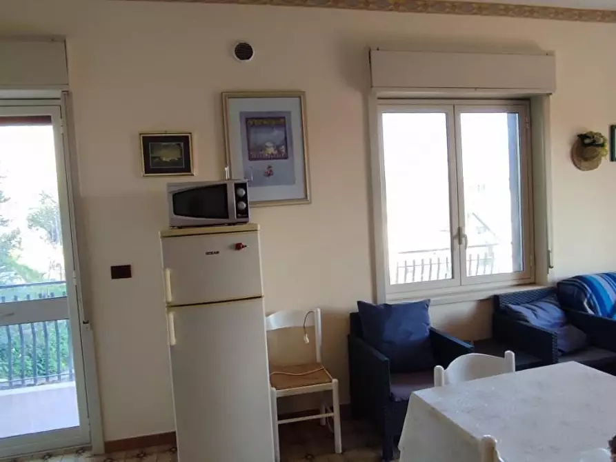 Immagine 11 di Appartamento in vendita  a Giardini-Naxos