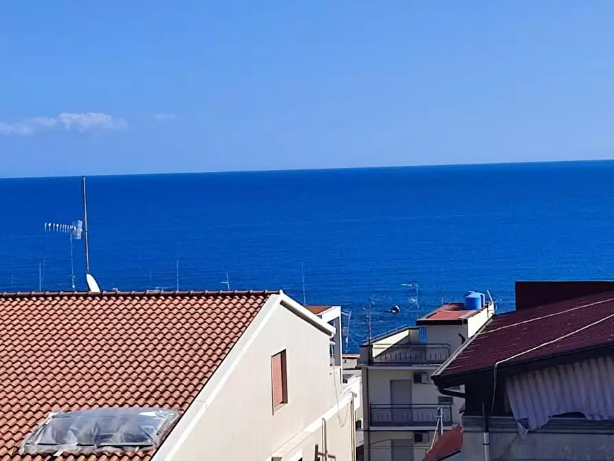 Immagine 20 di Appartamento in vendita  a Giardini-Naxos